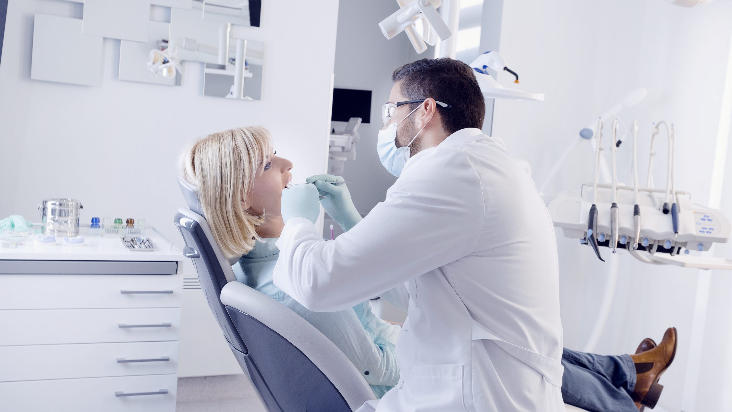 Dentist in Aurora, IL